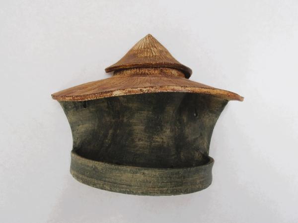 Voedertafel T.560. Afrika silo halfrond hangend €.165.-