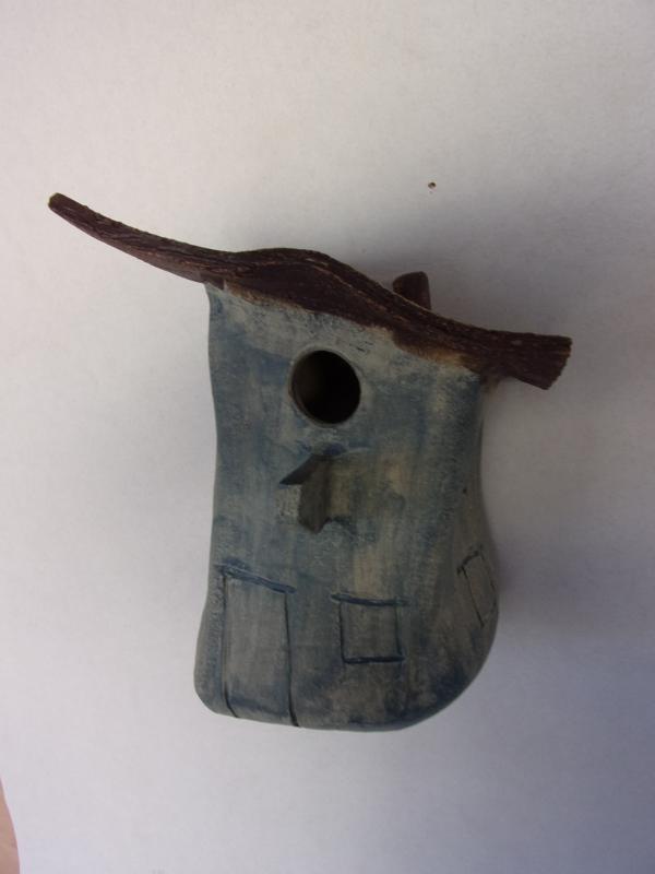 Vogelhuisje nr.3272. "Vierkant platdak" &euro;.90.-