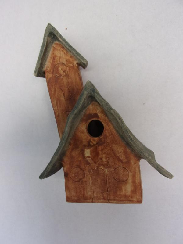 Vogelhuisje nr.3377. "Kerk" €.125.-