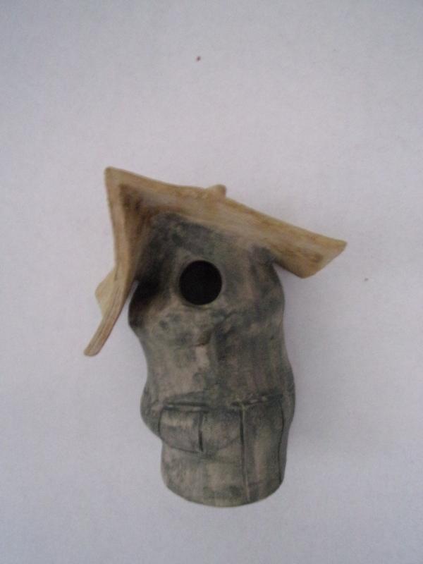Vogelhuisje nr.3406. "Rond puntdak scheef" &euro;.100.-
