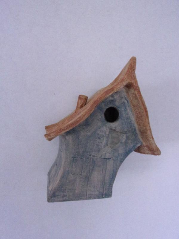 Vogelhuisje nr.3417. "Vierkant puntdak scheef" &euro;.100.- (gereserveerd)