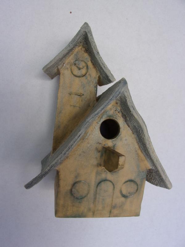 Vogelhuisje nr.3376. "Kerk" €.125.-