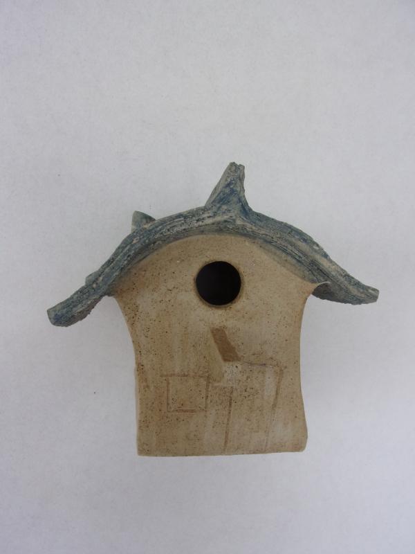 Vogelhuisje nr.3452. "Vierkant boldak" €.100.-