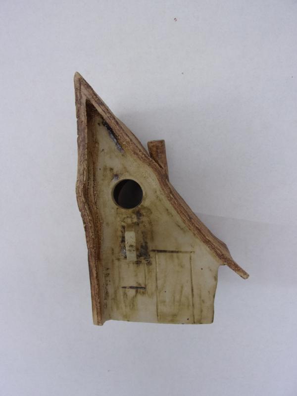 Vogelhuisje nr.3525. "Vierkant schuindak" &euro;.100.-