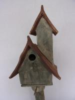 Vogelhuisje nr.3128. "Kerk" op paal €.125.-