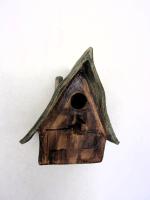 Vogelhuisje nr.3300. "Vierkant puntdak" €.90.-