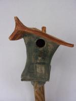 Vogelhuisje nr.3326 "Vierkant puntdak" op paal €.100.-