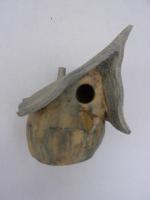 Vogelhuisje nr.3388. "Rond puntdak scheef" &euro;.100.-