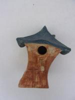 Vogelhuisje nr.3390. "Vierkant spitsdak scheef" &euro;.100.-