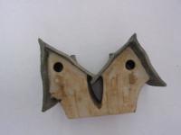 Vogelhuisje nr.3410. "Puntdak tweeling" &euro;.180.-