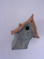 Vogelhuisje nr.3417. "Vierkant puntdak scheef" &euro;.100.- (gereserveerd)