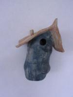 Vogelhuisje nr.3419. "Rond puntdak scheef" &euro;.100.-