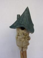 Vogelhuisje 3463 Rond spitsdak op paal &euro;.110.-.JPG